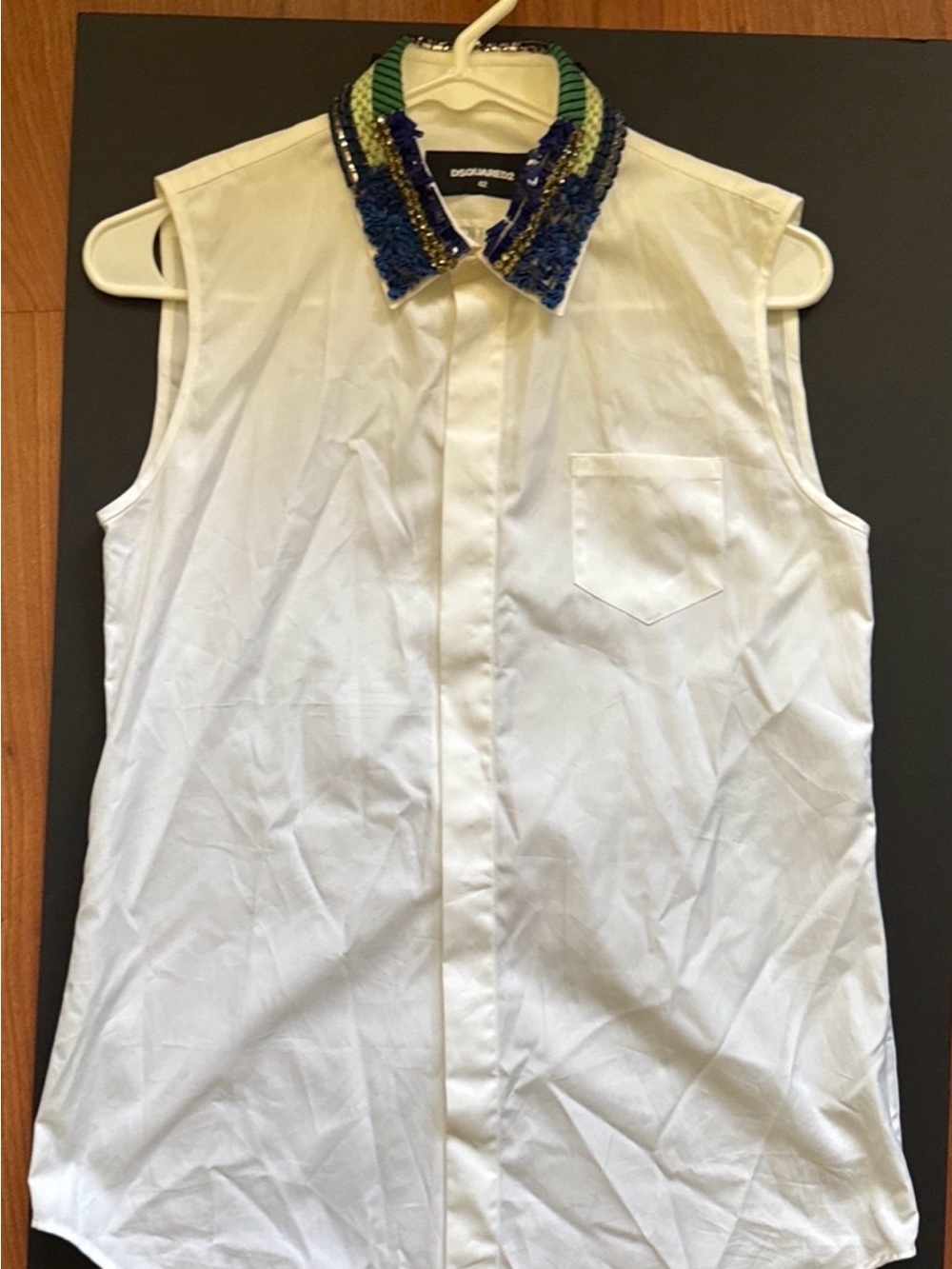 DSQUARED2 Sleeveless White Blouse with Beaded Blue & Green Collar